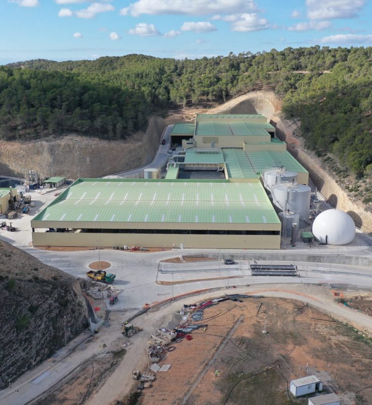 El triaje del Área Ambiental de Ca Na Putxa reduce en un 60% la entrada de residuos al depósito controlado.