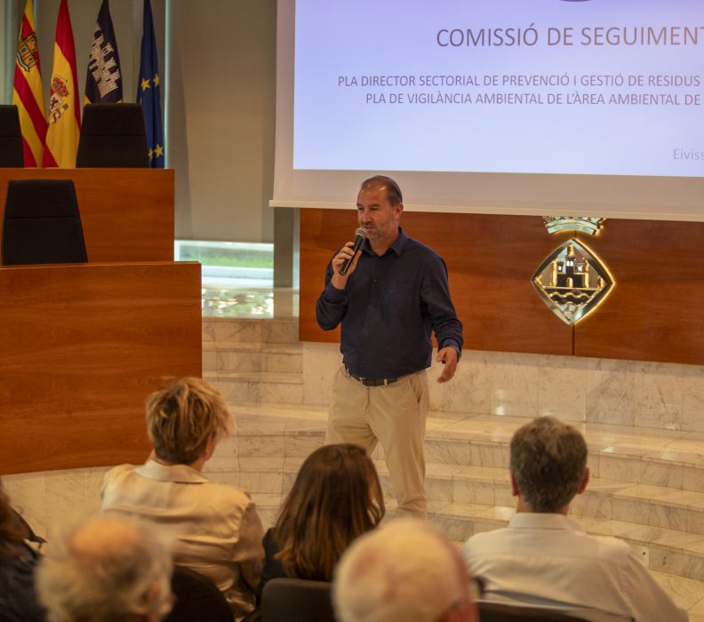 Ibiza avanza en reciclaje y prepara nuevo plan de residuos.